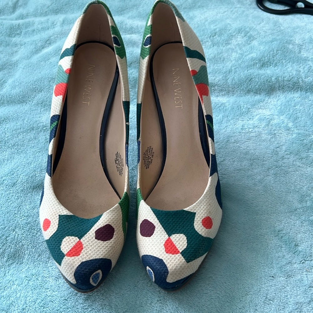 Nine West Heels size 8.5 good condition